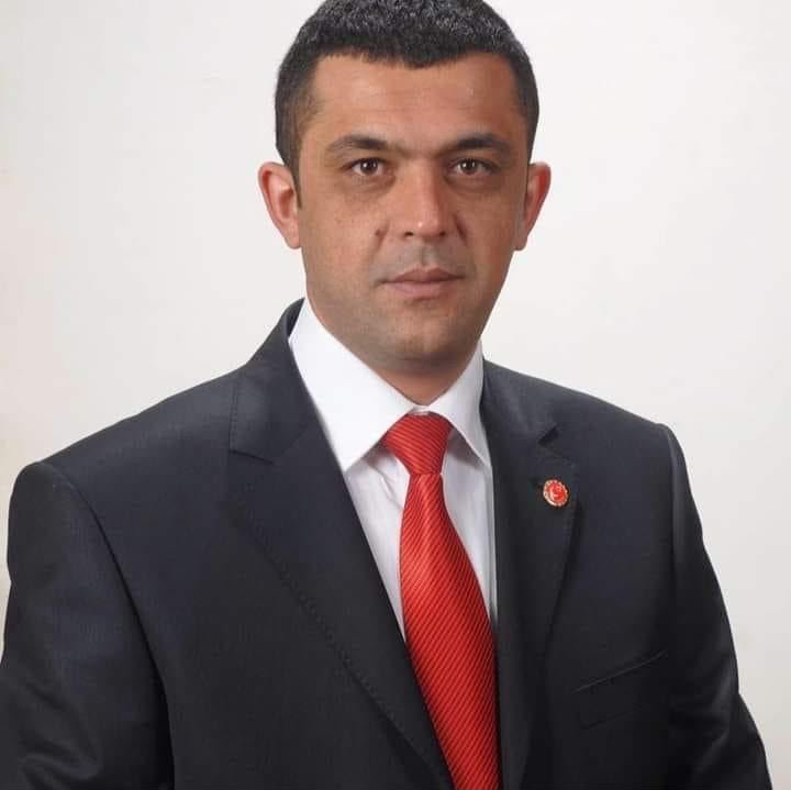 Kadir Biçer — Kurucu · Gayrimenkul Danışmanı